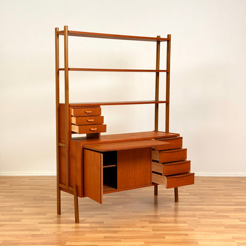 Bookshelf with pull-out desk in teak