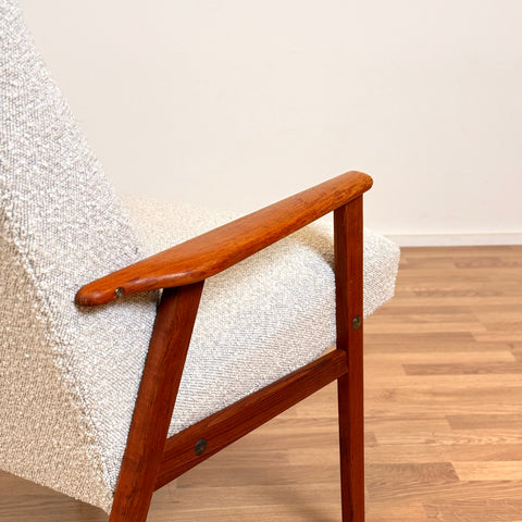 Armchair in bouclé & teak, 1950s-60s - Beyo Vintage