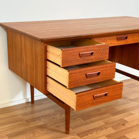 Writing desk in teak, 1950s-60s, Denmark - Beyo Vintage