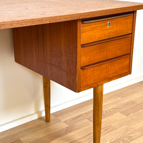 Writing desk in teak, 1950s-60s, Denmark - Beyo Vintage