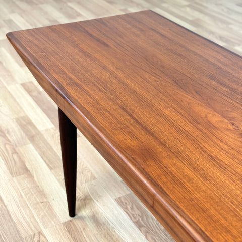 PRICE Coffee table in teak, 1950s-60s - Beyo Vintage
