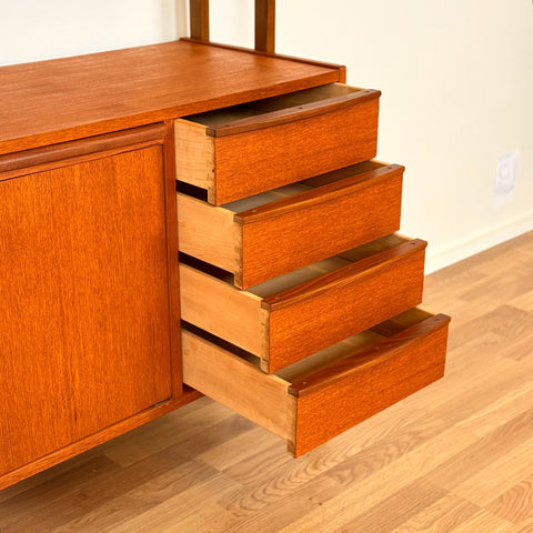 Bookshelf with pull-out desk in teak