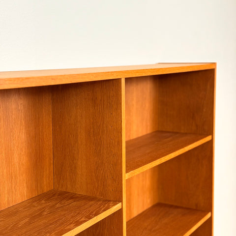 Bookshelf in oak by Åge Hundevad, 1960s-70s, Denmark