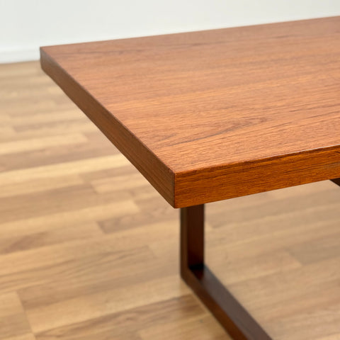 Coffee table in teak, 1950s-60s, Denmark - Beyo Vintage