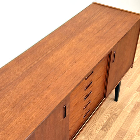 Sideboard in teak, 1950s-60s, Sweden - Beyo Vintage