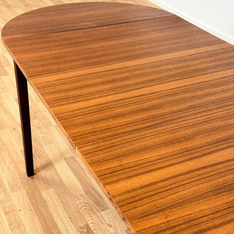 Dining table with 4 extension boards, 1950s-60s, Denmark - Beyo Vintage