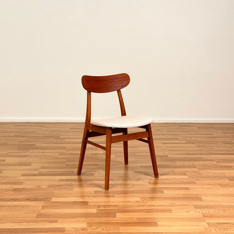 Set of 8 dining chairs in teak & beech, 1950s-60s, Denmark