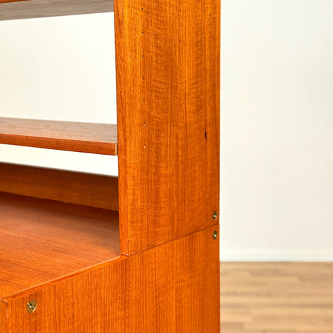 Bookshelf in teak by B. Fridhagen for Bodafors