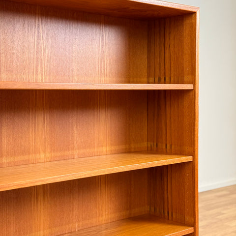 Small bookshelf in teak, Sweden, 1960s - Beyo Vintage