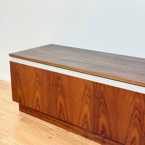 Sideboard "Mambo" in walnut by Jan Ole Ertzeid, 1970s, Denmark - Beyo Vintage