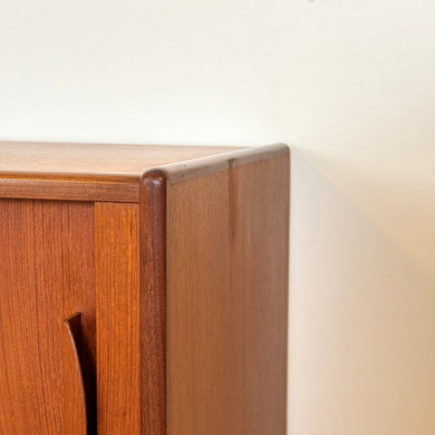 Highboard in teak, 1960s, Denmark - Beyo Vintage