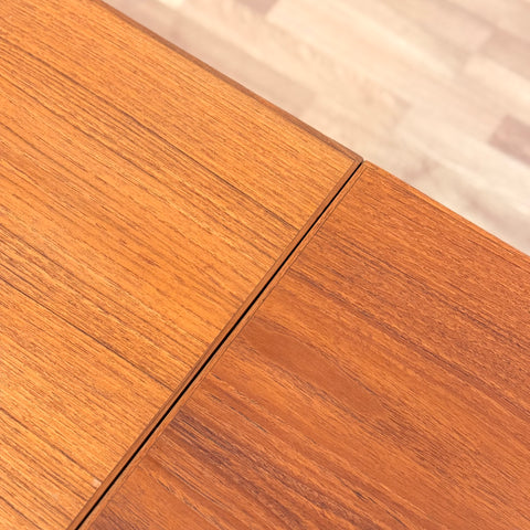 PRICE Dining table in teak, 1950s-60s, Denmark - Beyo Vintage
