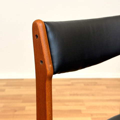 Set of 4 dining chairs in teak, by Erik Buch for Nova Stolefabrik, 1950s-60s, Denmark