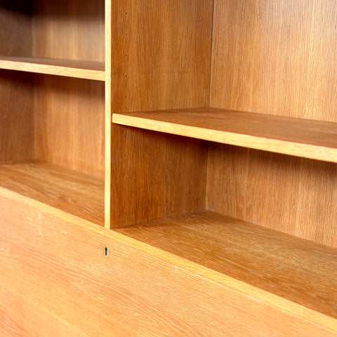 Bookshelf in oak by Åge Hundevad, 1960s-70s, Denmark