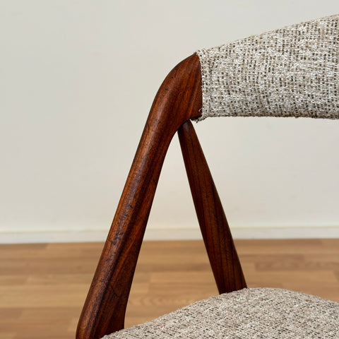 Set of 8 dining chairs in walnut by Kai Kristiansen, 1950s-60s, Denmark - Beyo Vintage