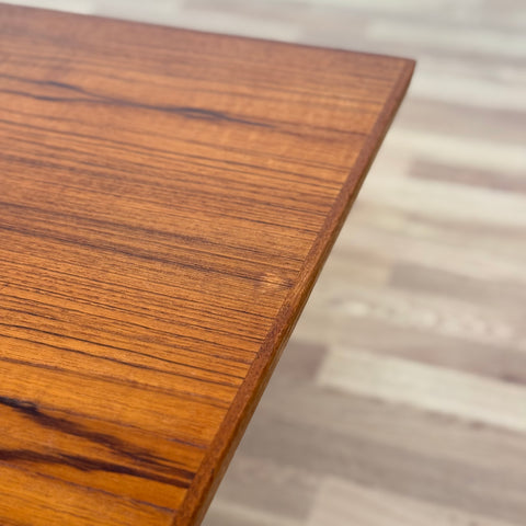 Coffee table in teak, 1950s-60s - Beyo Vintage