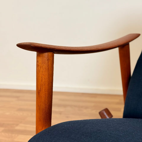 Armchair in solid teak by Stokke Møbelfabrikk, 1950s-60s, Norway - Beyo Vintage