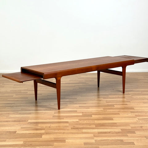 Coffee table in teak by Johannes Andersen, 1950s-60s, Denmark - Beyo Vintage
