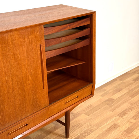 Highboard in teak, 1950s-60s, Denmark - Beyo Vintage