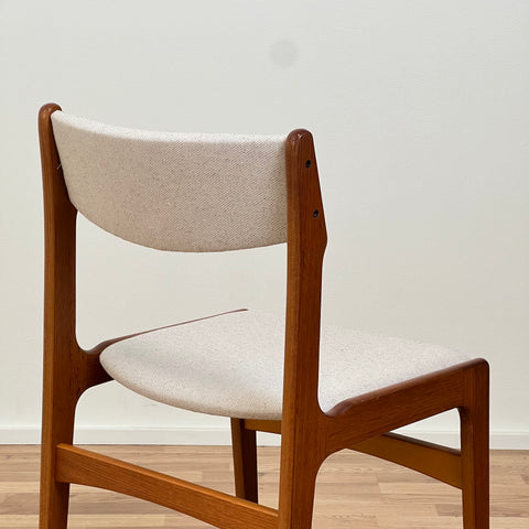 Set of 4 dining chairs, Erik Buch - Beyo Vintage