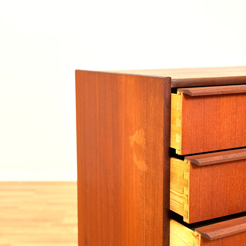 Chest of drawers in teak by Hanbjerg Møbelfabrik