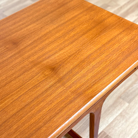 Coffee table in teak, 1950s-60s, Denmark - Beyo Vintage