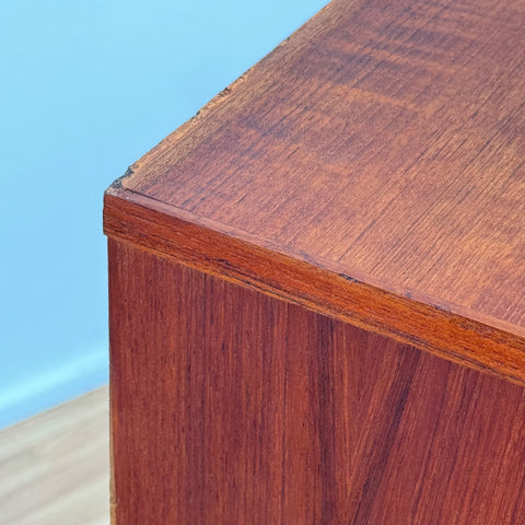 Chest of drawers in teak, Denmark, 1950-60s. - Beyo Vintage