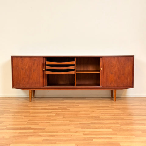 Skänk i teak, 1950-60-tal, Danmark
