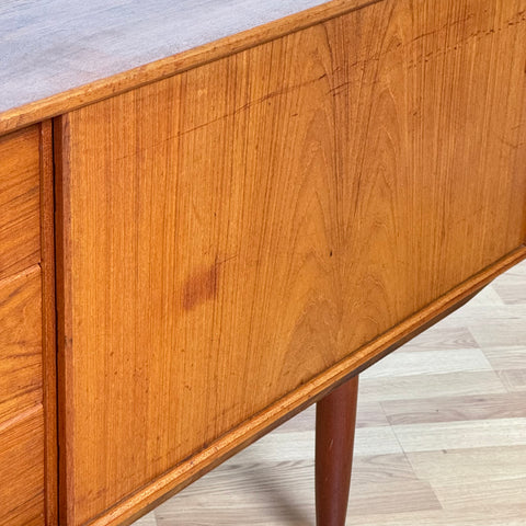 Sideboard in teak, Denmark, 1950-60s. - Beyo Vintage