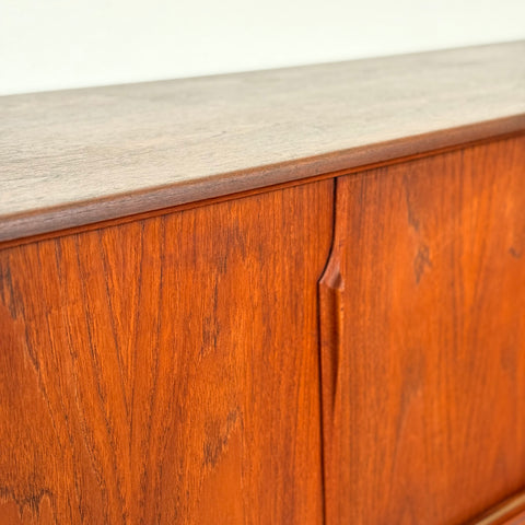 Skänk i teak, 1950-60-tal, Danmark