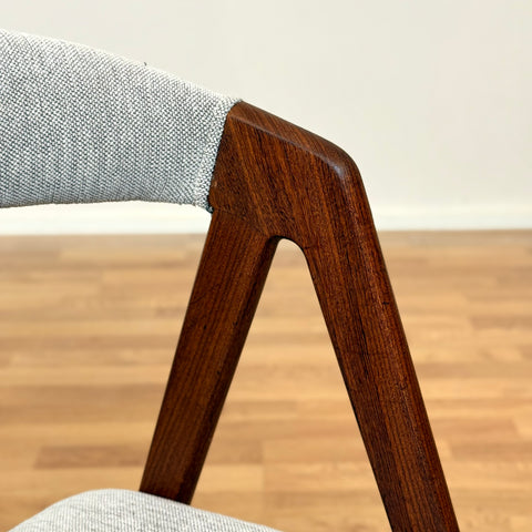 Set of 4 dining chairs in walnut, 1950s-60s, Denmark