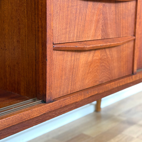 Sideboard in teak, 1950s-60s, Denmark - Beyo Vintage