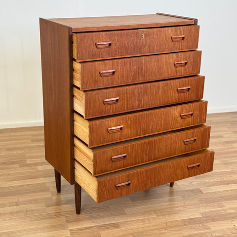 Chest of 6 drawers in teak, 1950s-60s, Denmark - Beyo Vintage