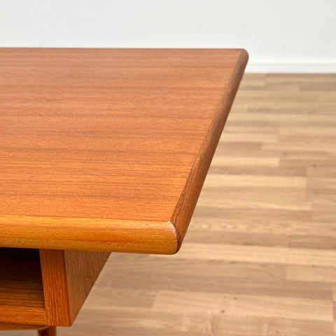 Coffee table in teak, 1950s-60s, Denmark - Beyo Vintage