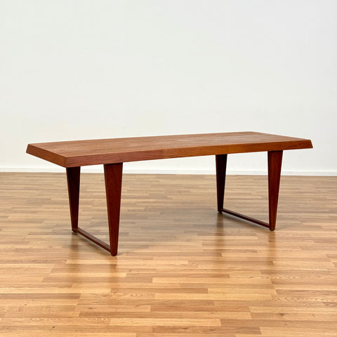 Coffee table in teak, 1950s-60s - Beyo Vintage