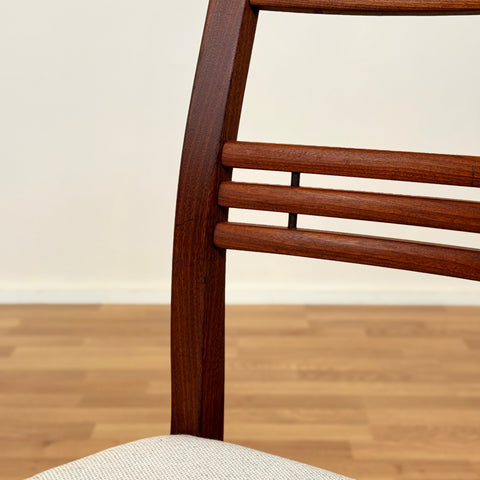 Set of 4 dining chairs in walnut by Svante Skogh from the Rosetto-series for Abrahamssons Möbelfabrik AB, 1950s-60s, Smålands Taberg in Sweden