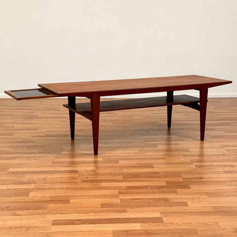 Extendable coffee table in teak, 1950s-60s - Beyo Vintage