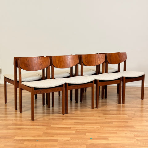 Set of 8 dining chairs in teak by Sorø Stolefabrik, 1950s-60s, Denmark