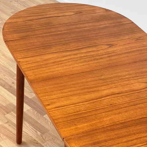 Dining table with 4 extension boards - Beyo Vintage