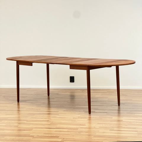 Dining table with 4 extension boards - Beyo Vintage