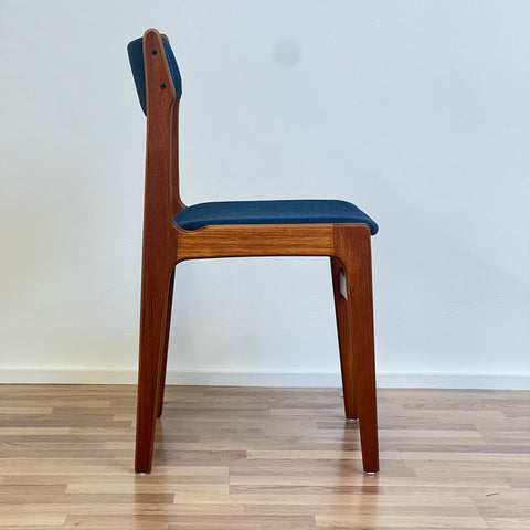 Set of 4 dining chairs, Eric Buch - Beyo Vintage