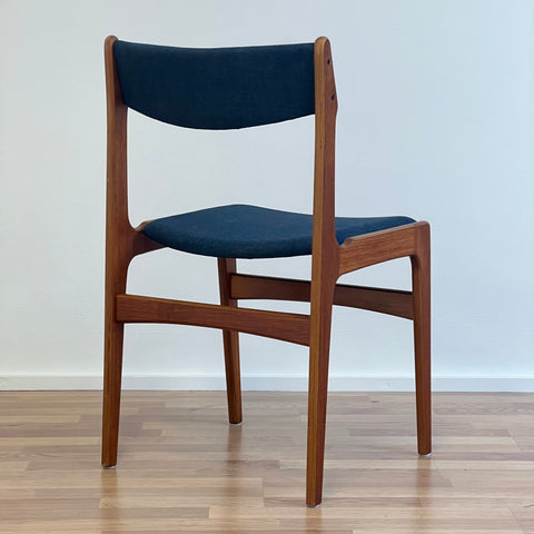 Set of 4 dining chairs, Eric Buch - Beyo Vintage
